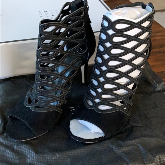 Black Suade Heel - Picture 5 of 7